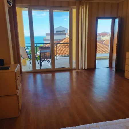 морски бряг Nyaraló Szveti Vlasz